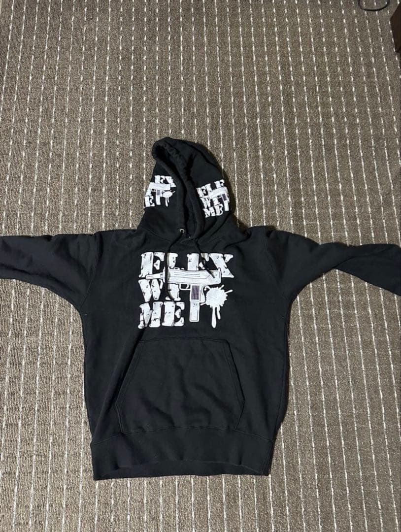 も*ゃ様 flexwitme 激レア!! パーカー L 入手困難