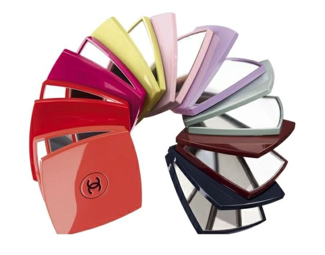 【パリ本店限定ショッパー&カメリア付き】CHANEL コンパクトミラー 143