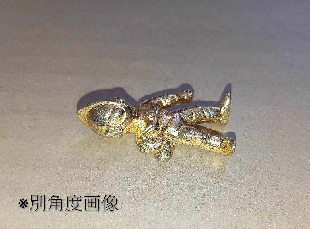 【ウルトラマン超闘士激伝×コミックボンボン限定】ダイキャスト ゴールド超闘士