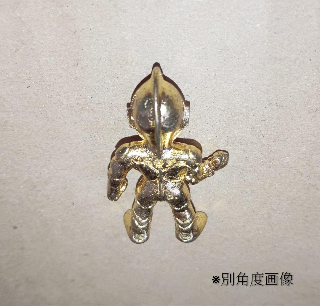 【ウルトラマン超闘士激伝×コミックボンボン限定】ダイキャスト ゴールド超闘士