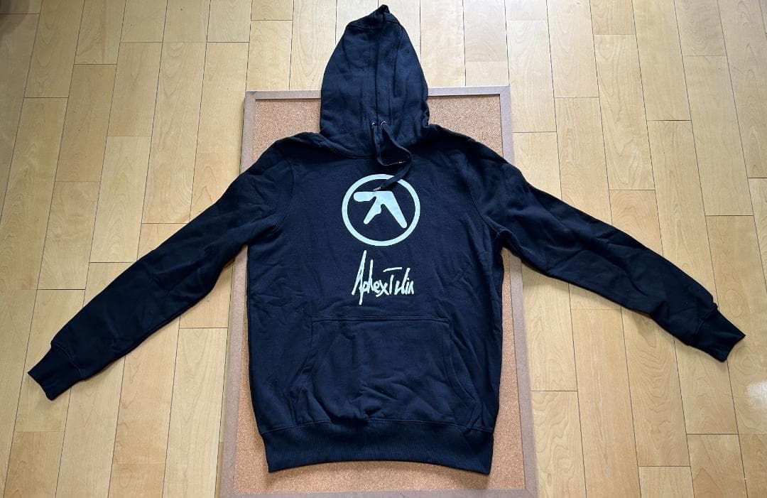 新品】 Aphex Twin オフィシャル フード付きパーカー Mサイズ