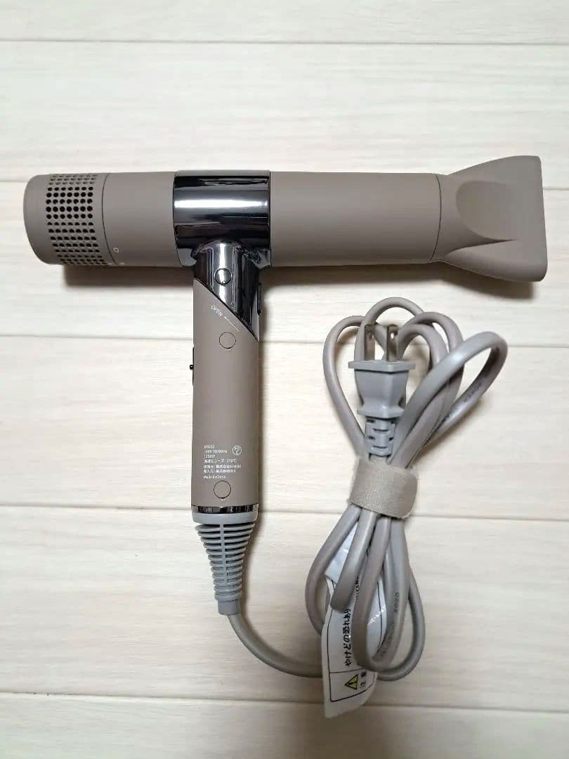 キヌージョ ドライヤー 絹女　モカ