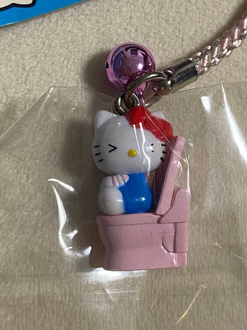 レア ハローキティ 刈谷ハイウェイオアシス限定 デラックストイレ