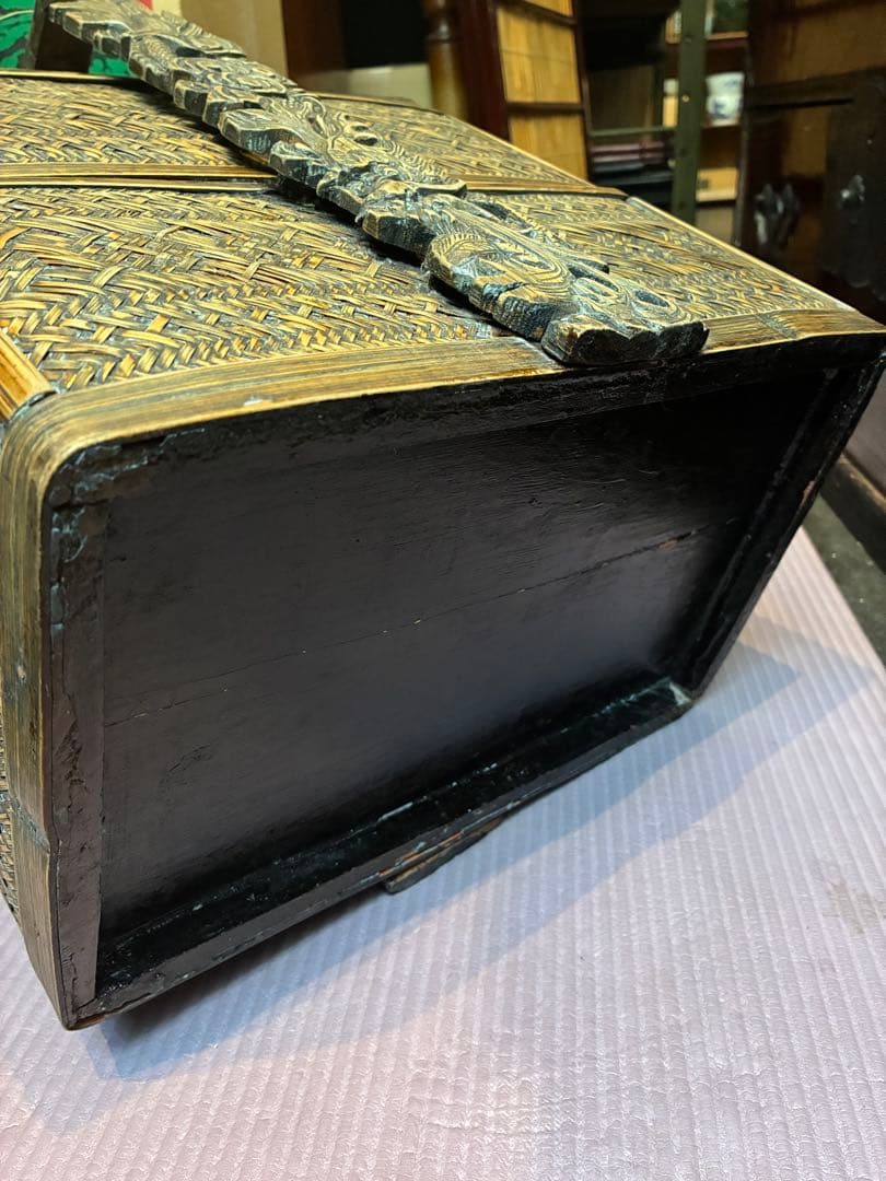 茶道具 煎茶道具入れ 籠 提藍 骨董品 彫刻 木製 網代編み 2段式