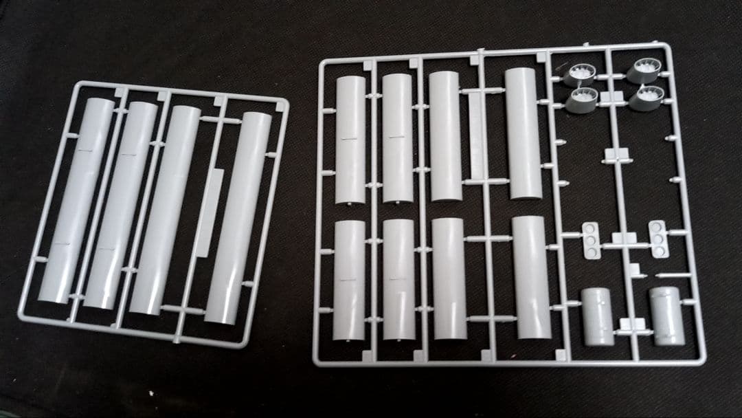 デコトラ　ジャンク品、パーツ・ステッカー詰め合わせ