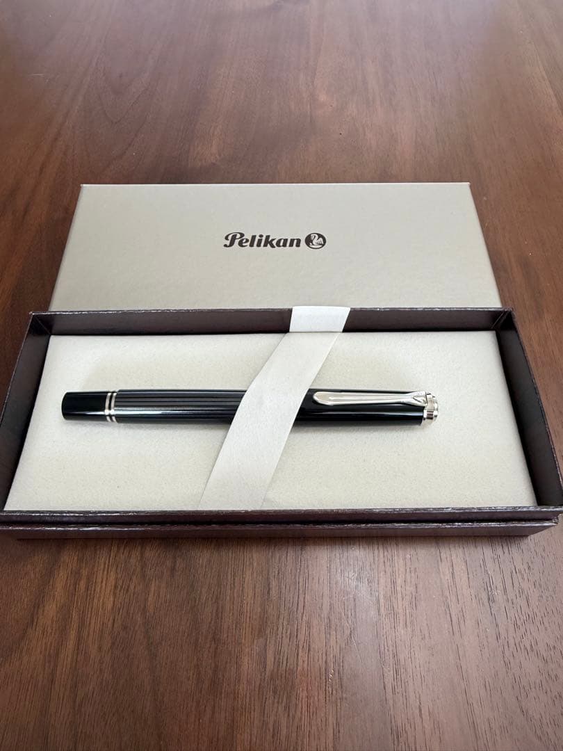 モンブラン 万年筆 146 星の王子さま ハッピーホリデー ローズ 125586