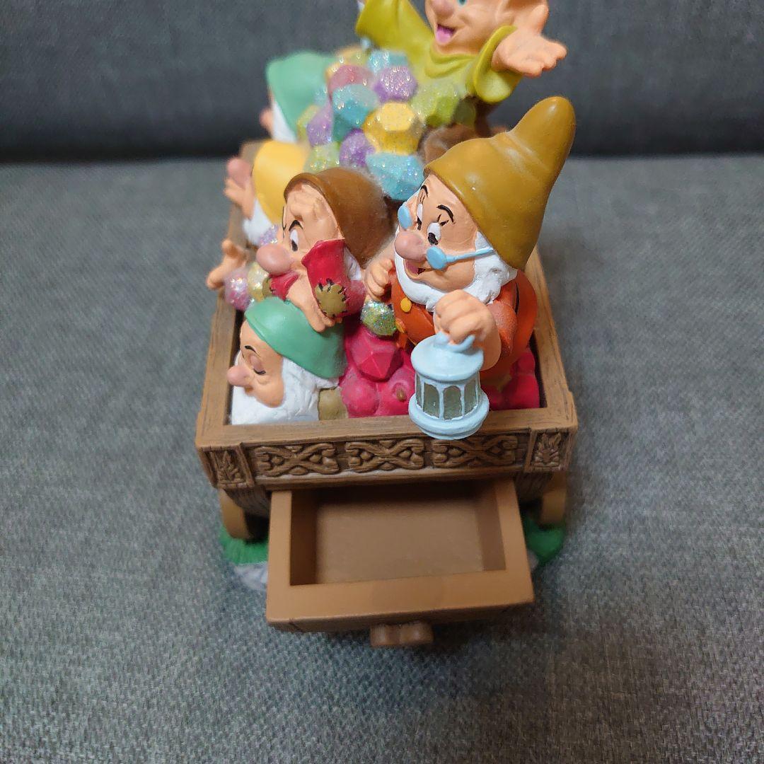 4*i様 ディズニーストア 白雪姫 7人の小人 トロッコ ジュエリースタンド 小