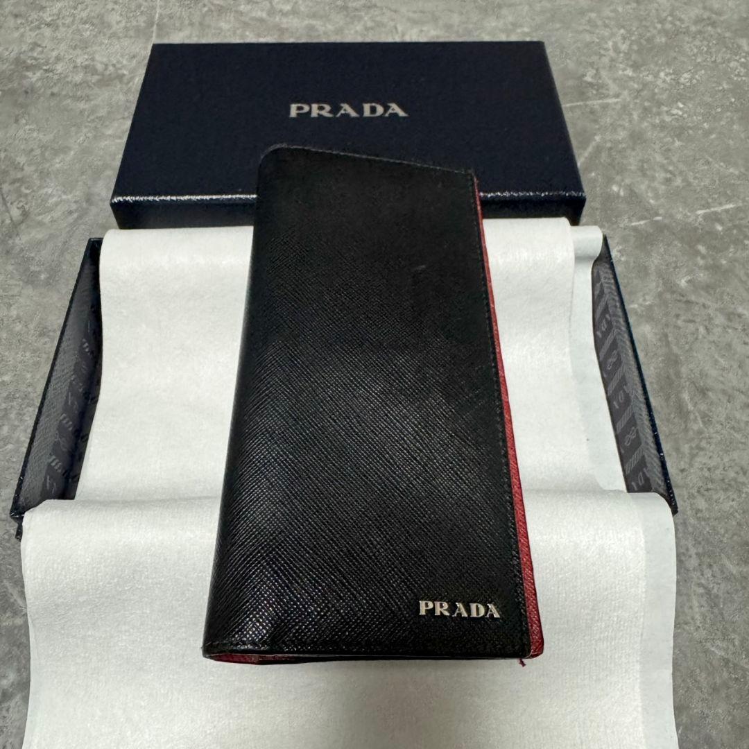 PRADA サフィアーノレザー 二つ折り長財布 ブラック レッド PRADA 二