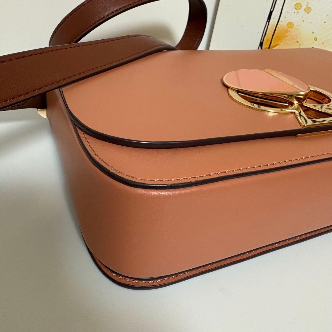 ☆未使用級☆ケイトスペード ショルダーバッグ ニコラ ツイストロック レザー