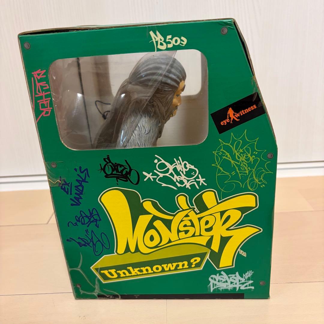 【希少】MONSTER UNKNOWN ビッグフット