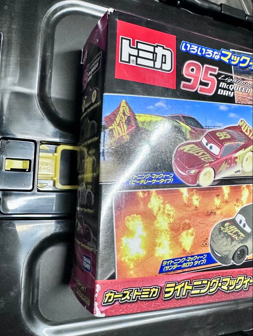 新品 トミカ カーズ ライトニングマックィーンデイコレクション 2019