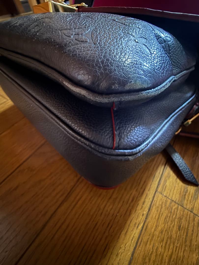 LOUIS VUITTON ショルダーバッグ　ルイヴィトン　メティス