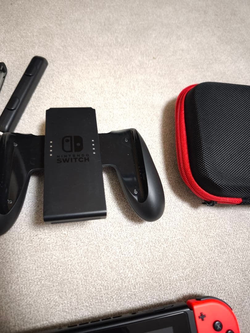 Nintendo Switch 本体 Joy-Con2個 ケース 充電器付き
