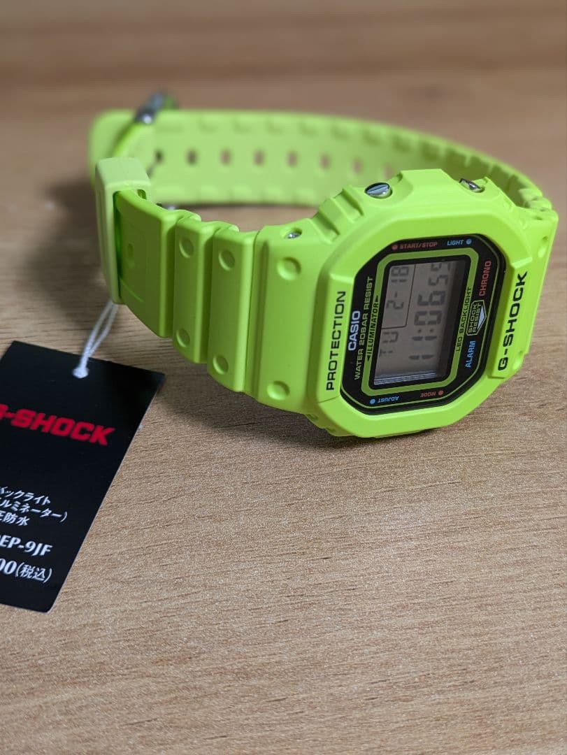 【美品】G-SHOCK DW-5600EP-9JF 蛍光グリーン
