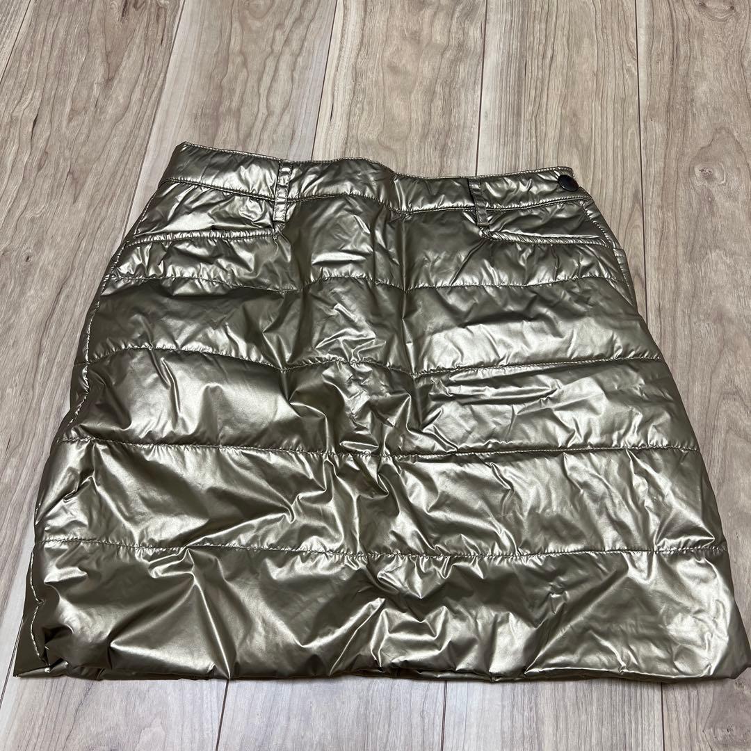 【新品未使用】KISS ON THE GREENセットアップ　ゴールド