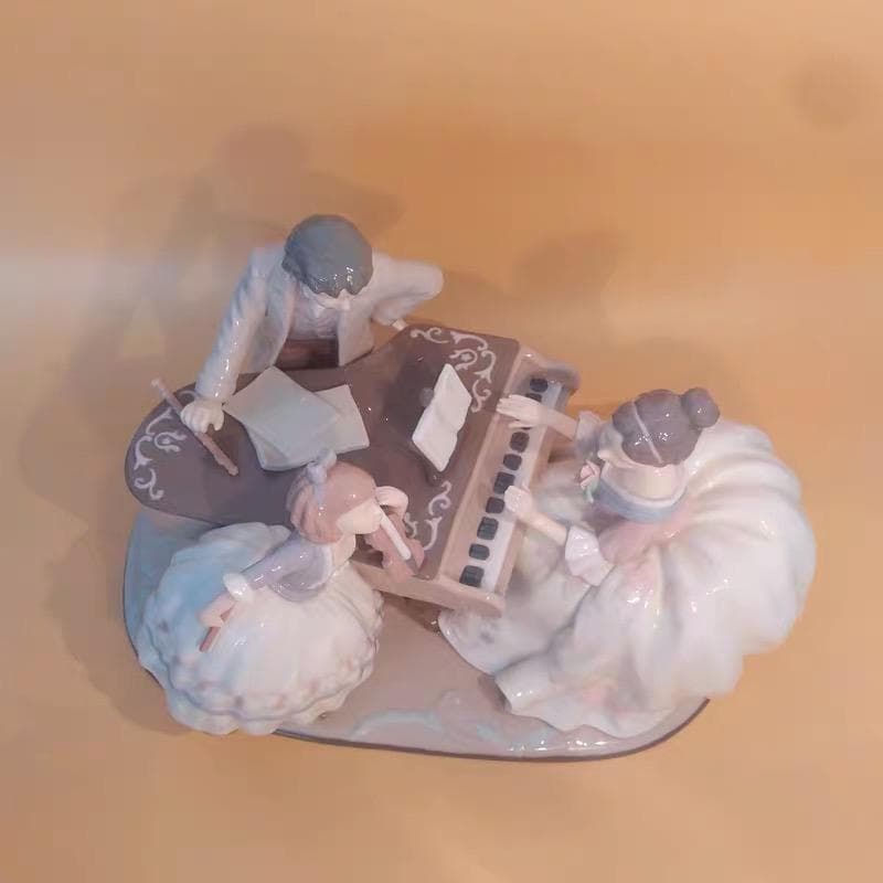 美品 リヤドロ(LLADRO)【鋼琴擺臺 】フィギュリン  陶器 置物