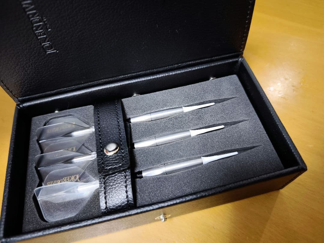 ダーツ Joker D MAXIM CRYSTAL Tabby inspire