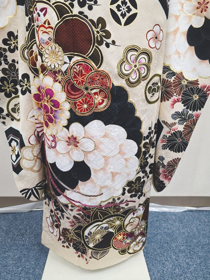 145~159センチぐらいの方が適応サイズ】振袖フルセット 玉城ティナ