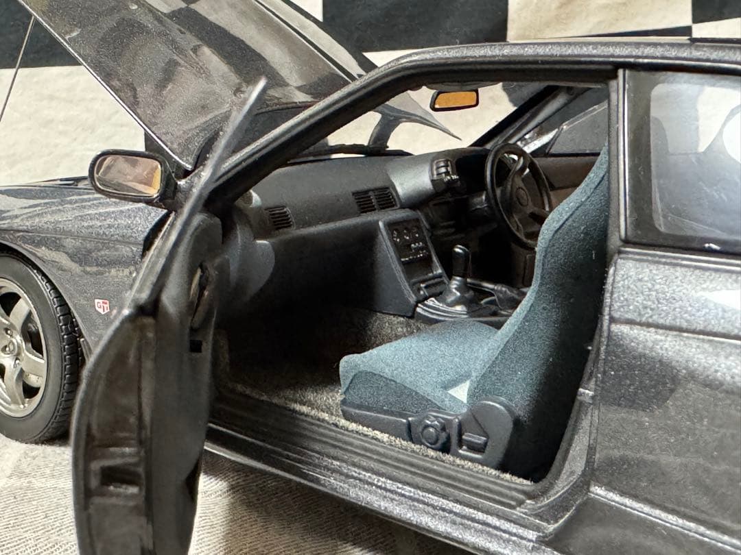 ミニカー Nissan Skyline GT-R (R32) Nismo 1:18