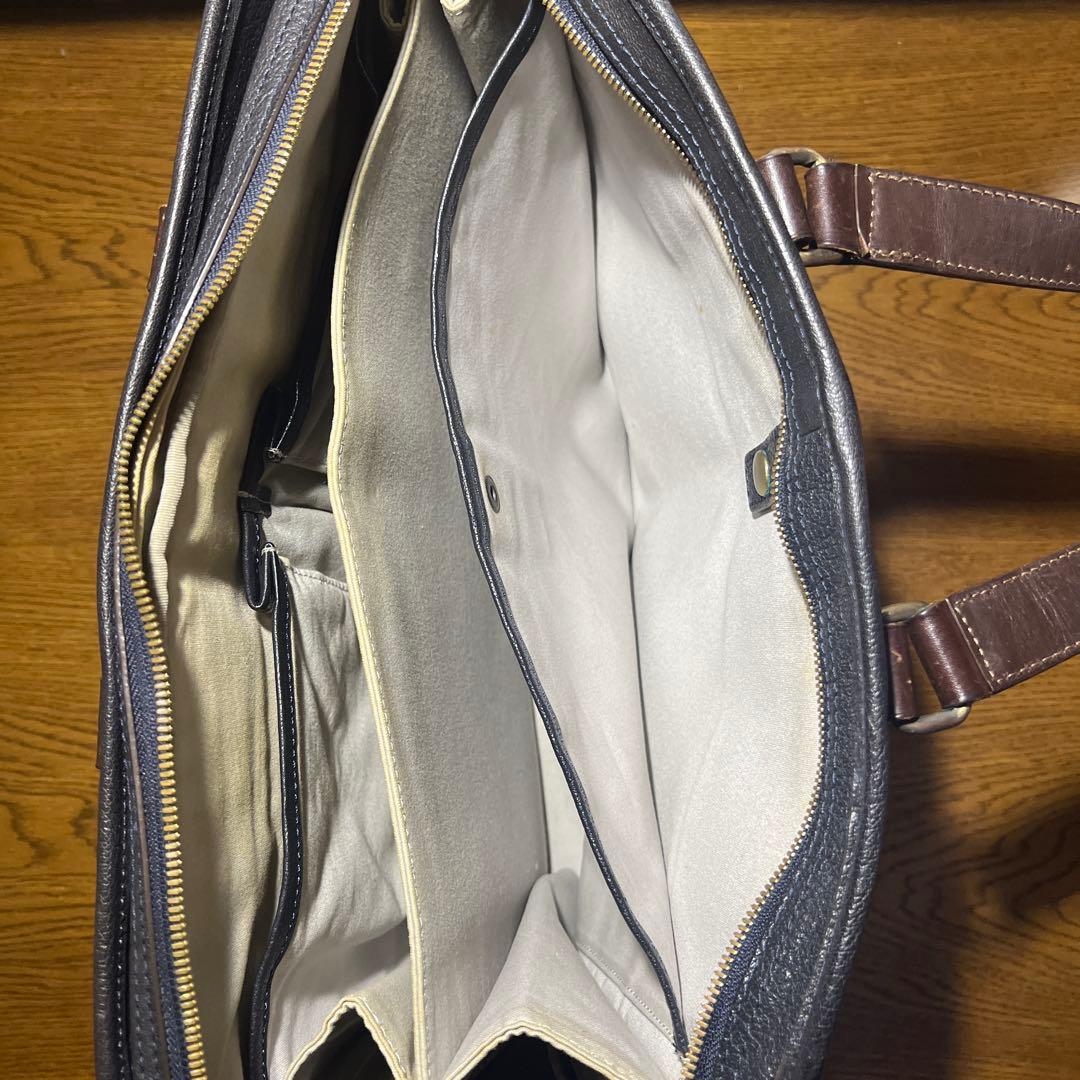 土屋鞄　アルマス バッファローブリーフ （アーバンネイビー）