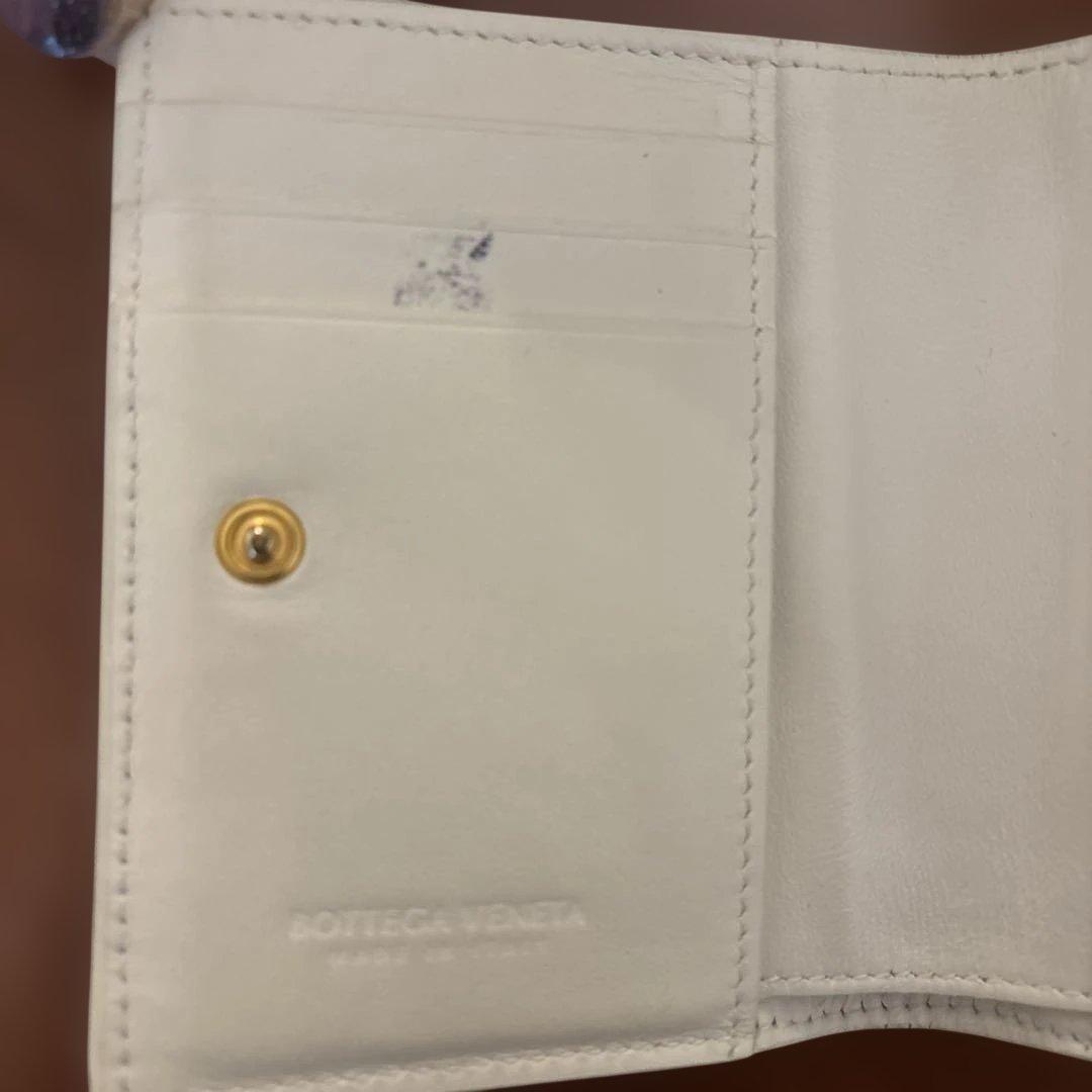 BOTTEGA VENETA 二つ折り財布 ホワイト