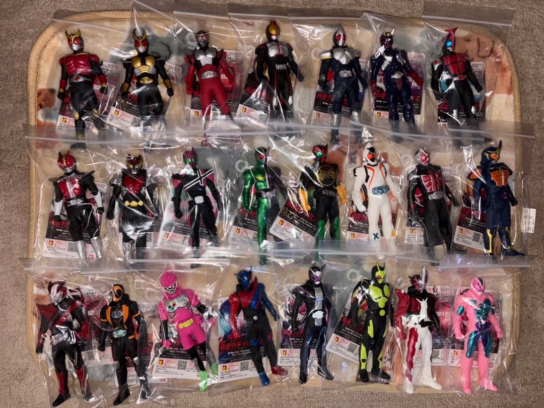 ⭐︎最終値下げ⭐︎ ライダーヒーローシリーズ 仮面ライダー ソフビ