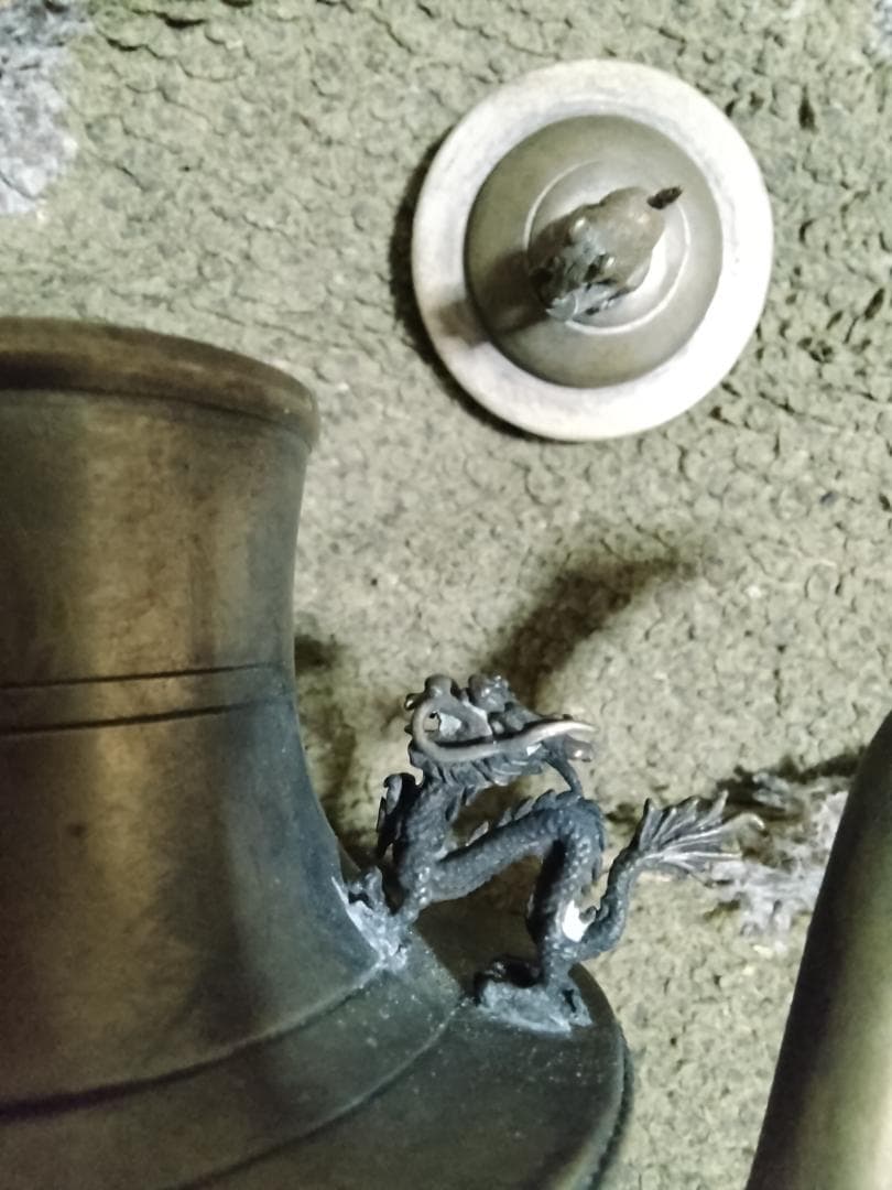 模作中国紋銀製ポット酒器紋銀刻印あり金物で打つときれいな音するゴム