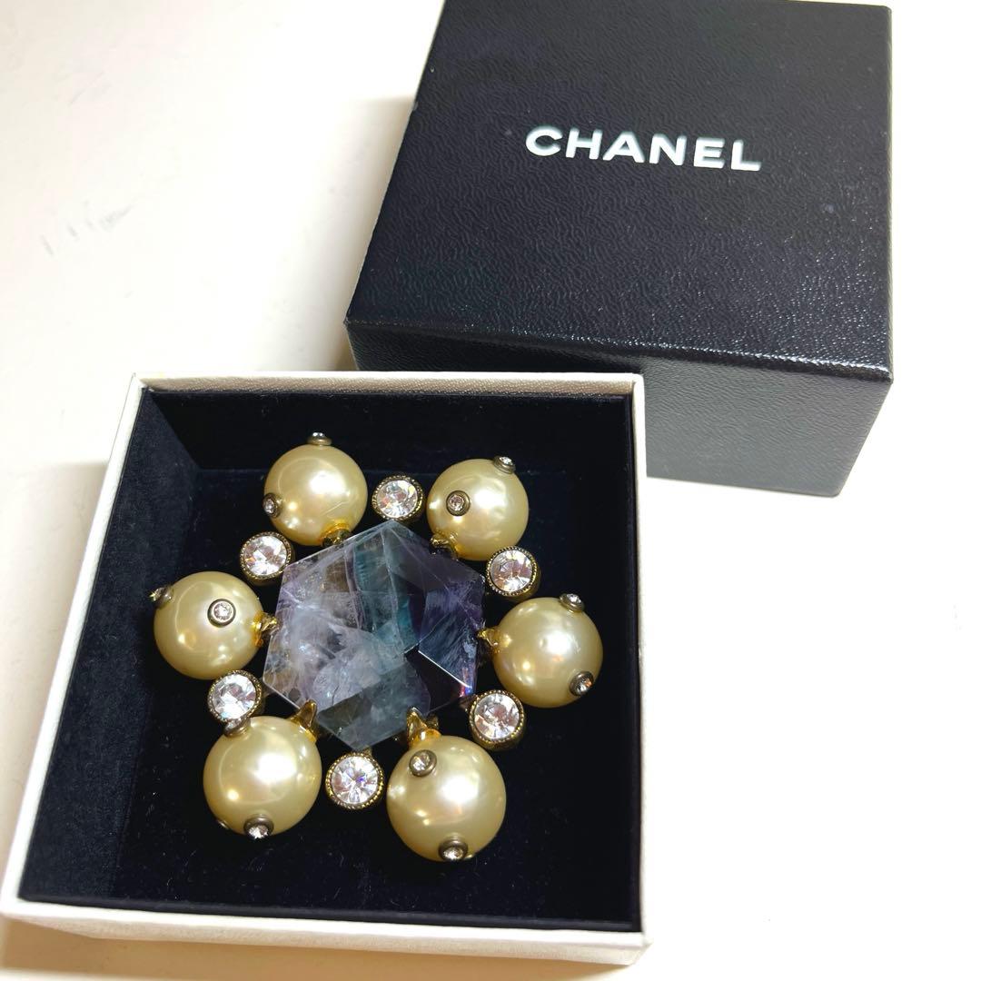 希少 美品 CHANEL シャネル ストーン パール ブローチ CHANEL（シャネル） ブローチ メタル、ストラス&コスチュームパール