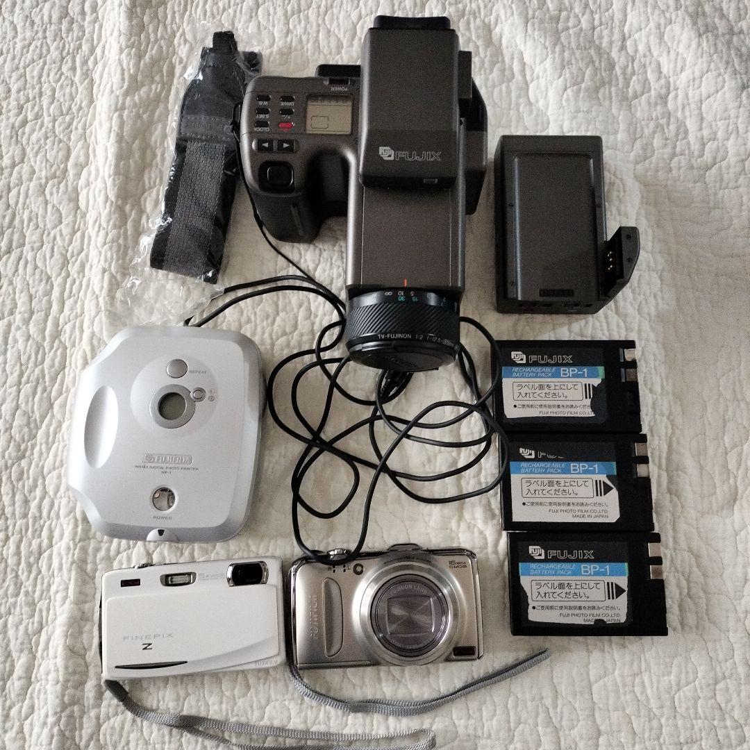 まとめ売り　ステルビデオカメラ1台　デジカメ2台　チェキ1台　カメラ2台　計6台 アナログ感で人気再燃「チェキ」1億台突破、売上の9割海外…携帯普及