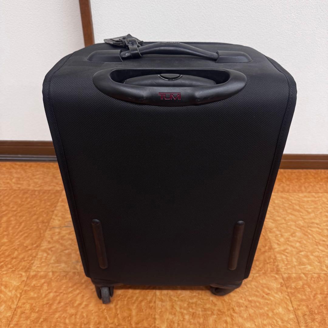 TUMI 22060DH 機内持込みOK4輪キャスター付きスーツケース トランク