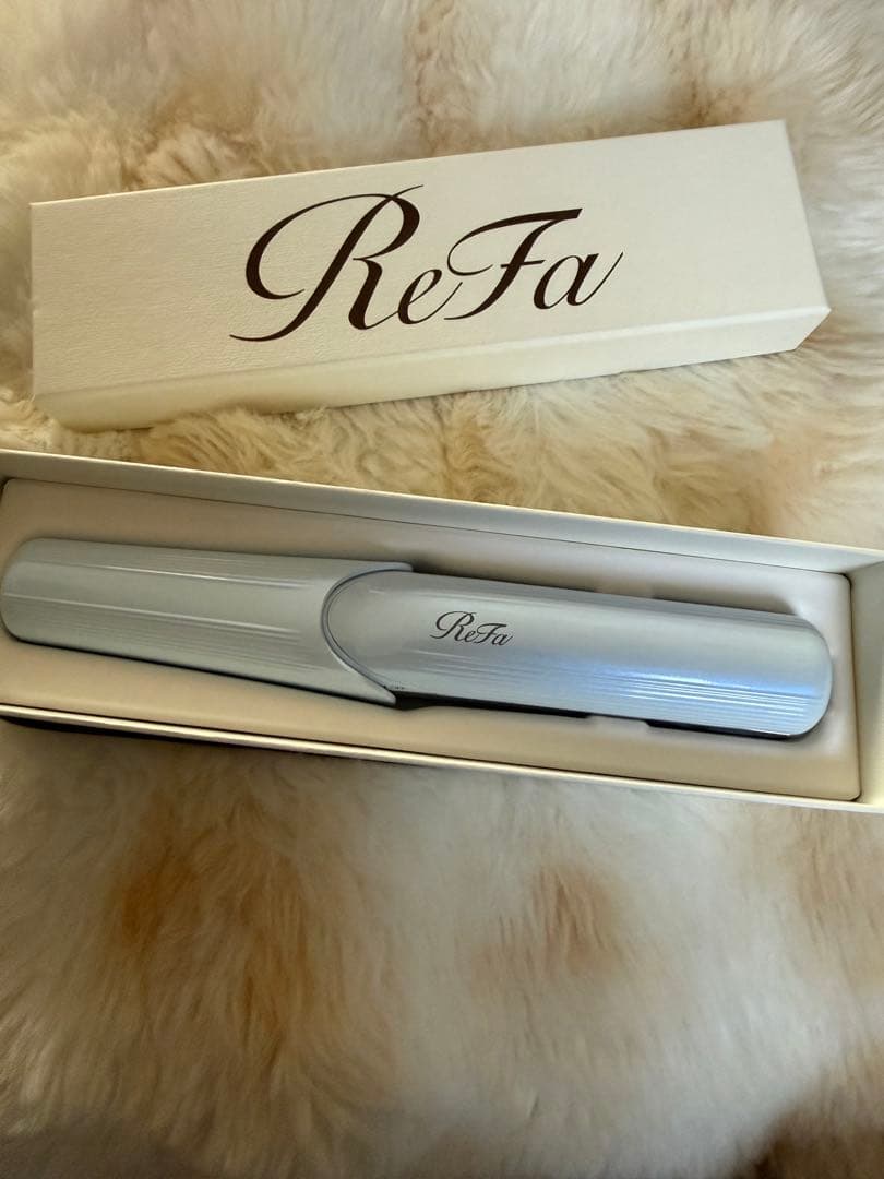 2025年12月購入ReFa ストレートヘアアイロン シルバー 箱付き Refa ヘアアイロン シルバー シルバー ストレートヘアアイロン プロ