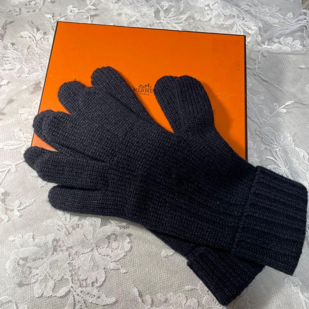 エルメス カシミヤ手袋 ダークブルー 5本指　暖かい エルメス カシミヤ手袋 ダークブルー 5本指 暖かい