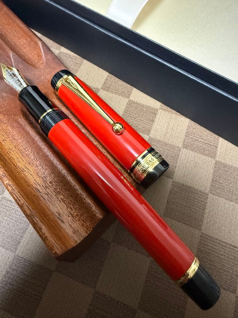 パイロット万年筆845、朱漆