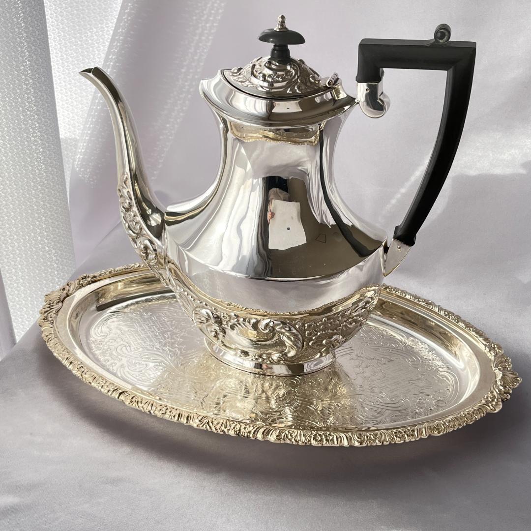 【Cheltenham】 ビクトリアン エンボスのコーヒーポット