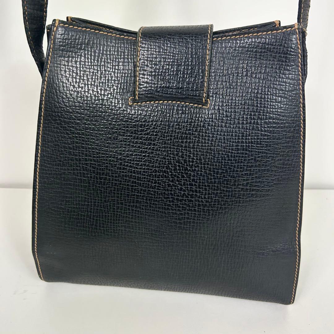 美品 ロエベ レザー ショルダーバッグ ターンロック ロゴ型押し 黒