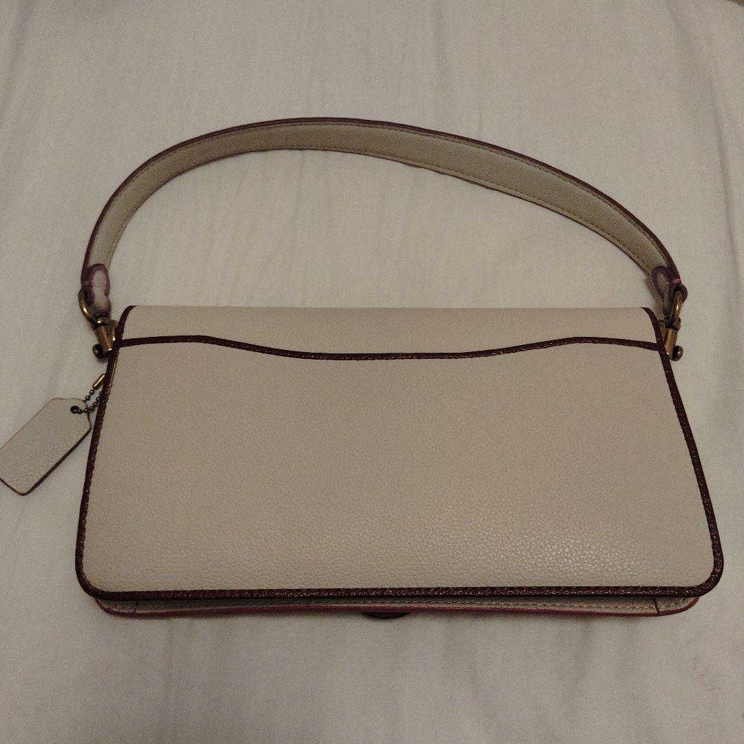 n*♪様 COACHロゴ付きホワイトピンクショルダーバッグ