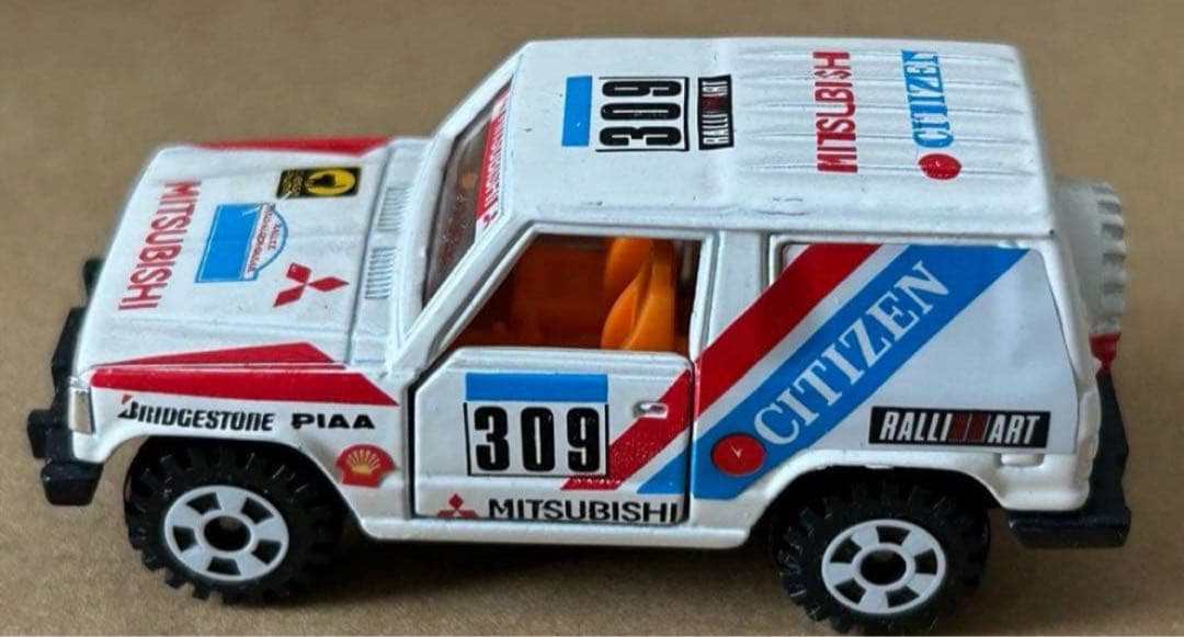 トミカ 三菱 パジェロ 4WD 2台セット