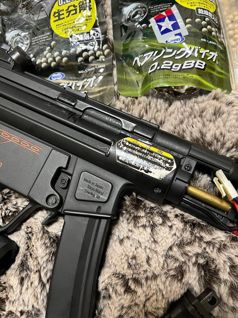 ジャンク品 東京マルイ MP5K A4 PDW電動ガン バッテリー2個付き