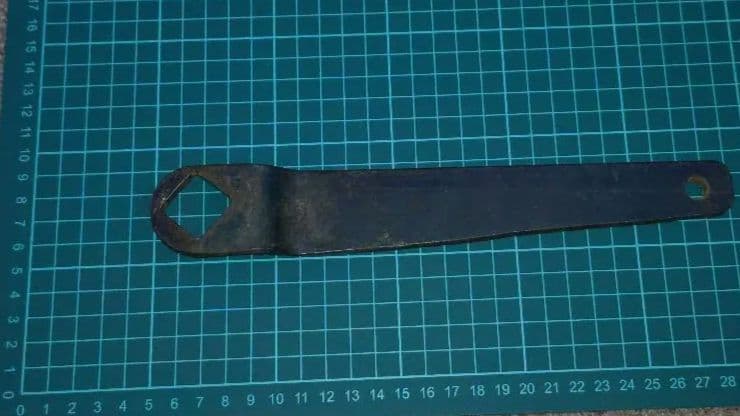 【鉄道部品】貫通扉錠の工具(ハンドル)鉄製