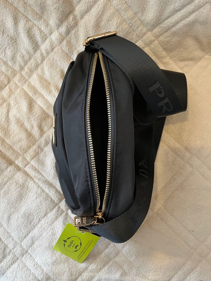 PRADAプラダ ノベルティ ミニショルダー バッグ ブラック 新品