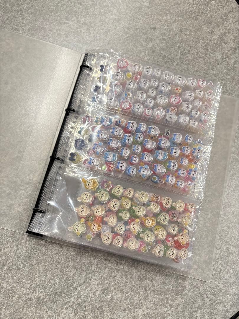 シール帳完成品　たまごっち　まとめ売り　人気キャラ　もりもり　ファイル　ボンドロ