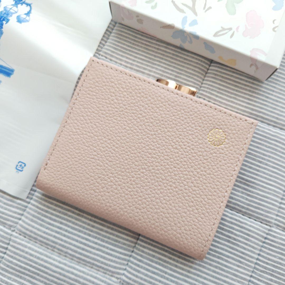 ☆新品☆皇居 財布 二つ折り がま口 ピンクベージュ - メルカリ