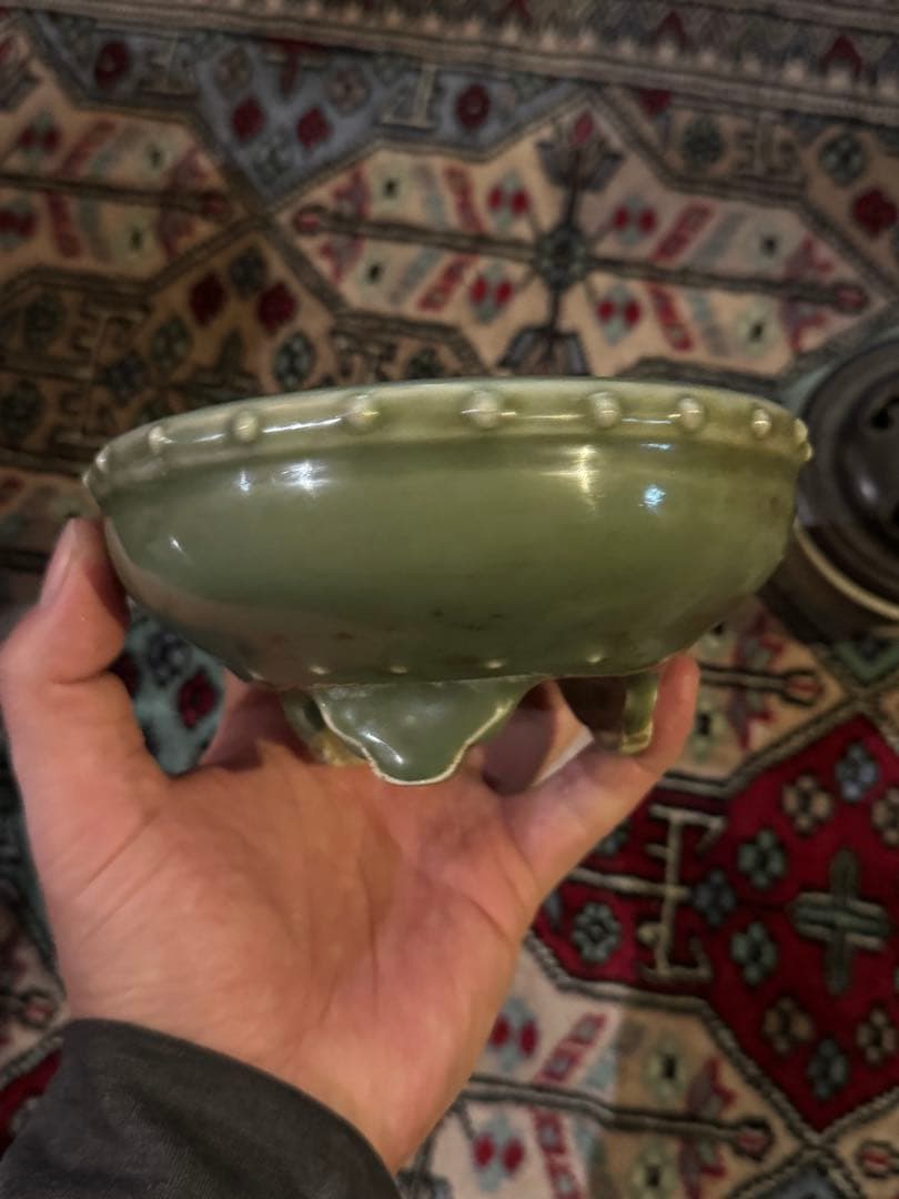 早速半額→更に半額‼️リサイクルFORT‼️中国の青磁で三つ足