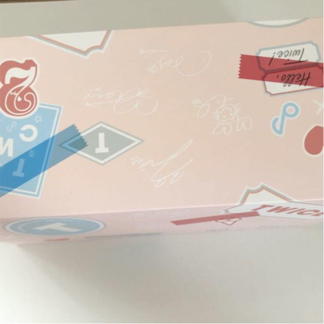 世界3000台限定　TWICE LGコラボ Bluetoothスピーカー