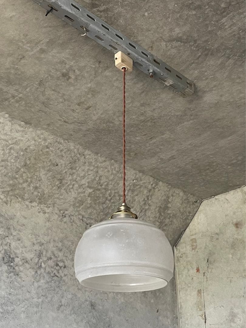61. 40's フランスアンティーク 古民家 ガラスシェードペンダントランプ