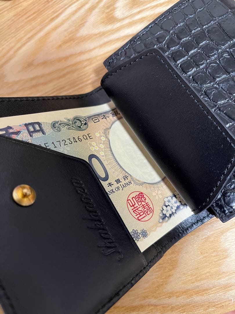 First Reachクロコダイル革財布