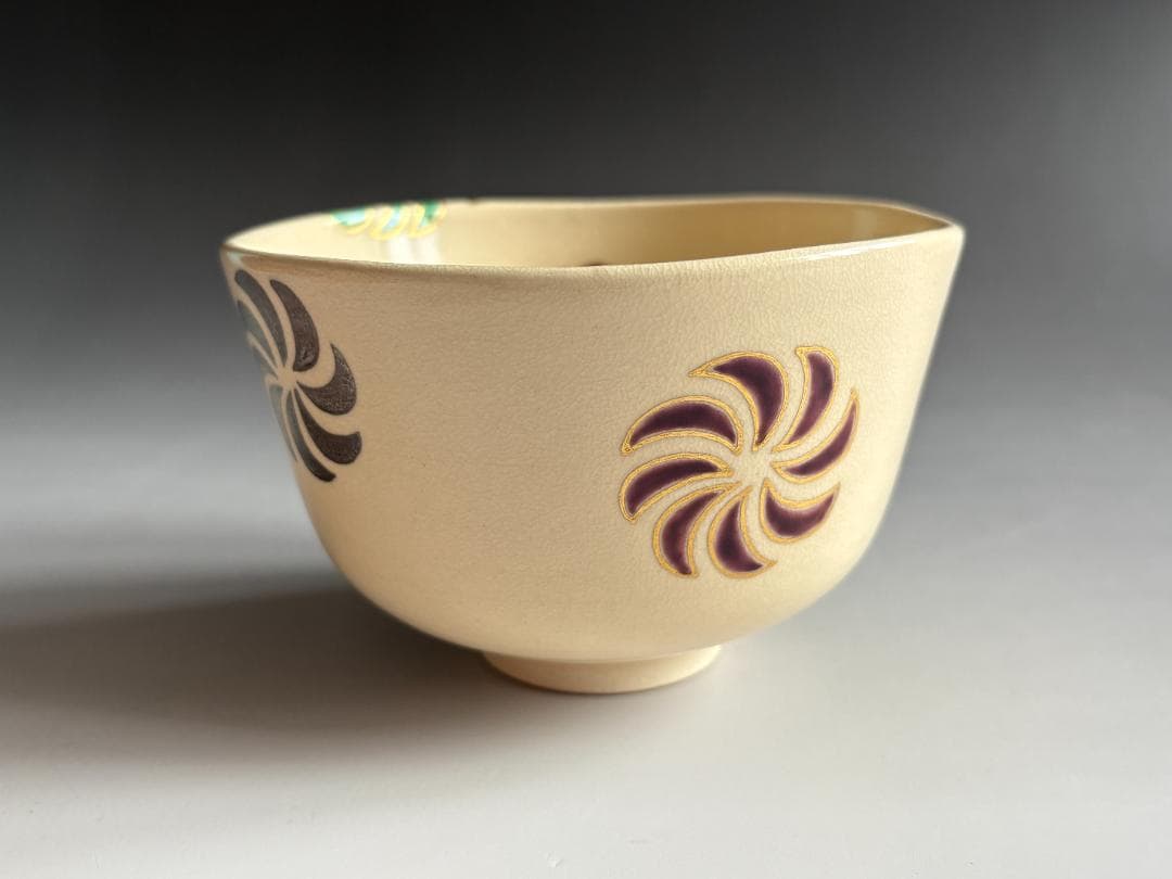 T160 茶碗 『渋草焼』『椿花』『渋草陶窯 渋草柳三』 共箱 抹茶碗