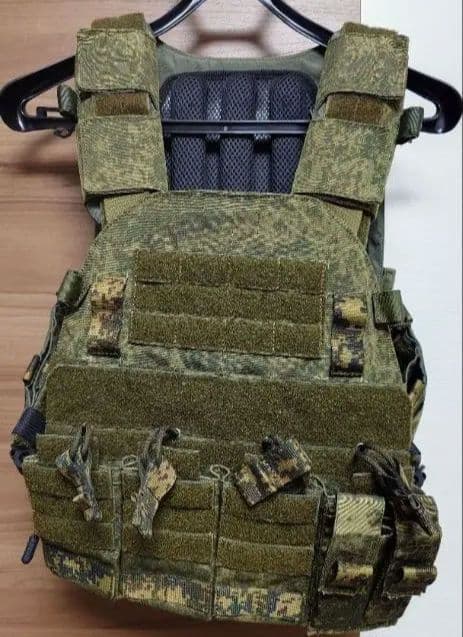 実物 ロシア軍 プレートキャリア デジタルフローラ タルコフ装備 実物