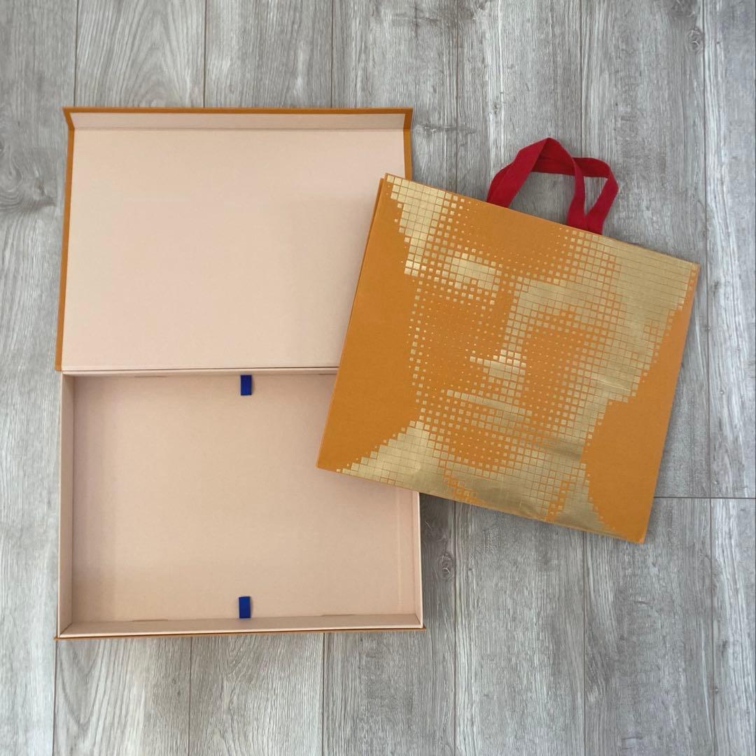 LOUIS VUITTON ギフトボックス 空箱 ショッパー 紙袋 - メルカリ