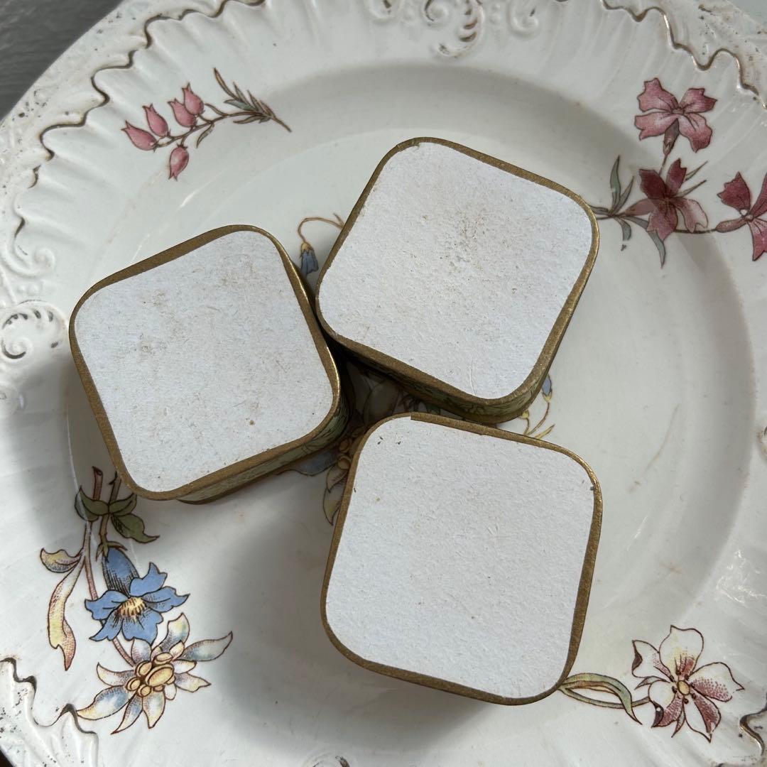 フランスアンティーク NYMPHEA パウダーボックス 3個セット